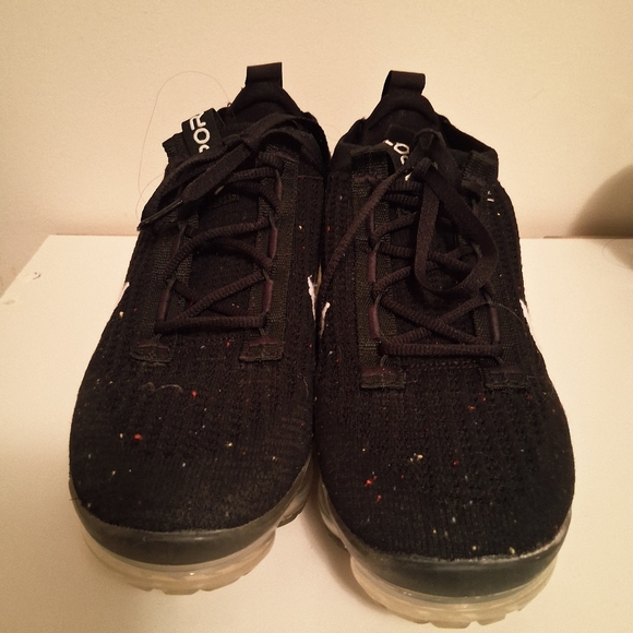 Nike Vapormax - Picture 3 of 12